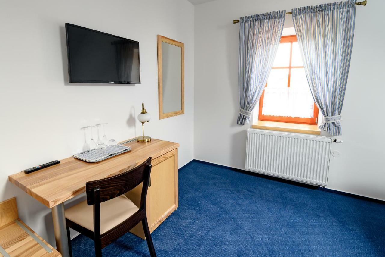 Hotel Vencluv Statek Javornice Esterno foto